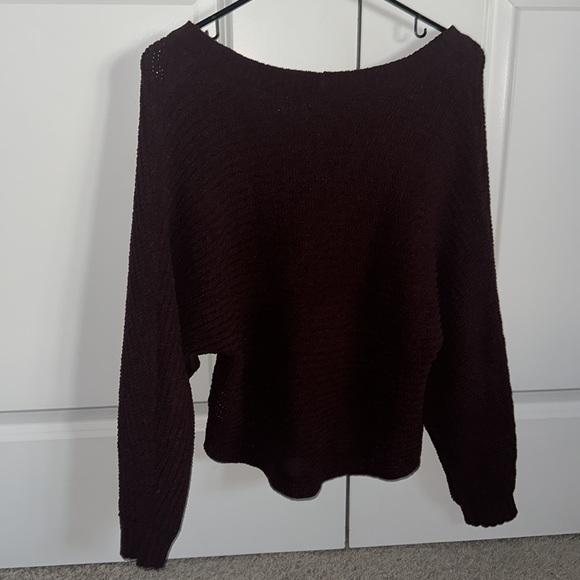 Burgundy XS American Eagle Sweater - Picture 4 of 4